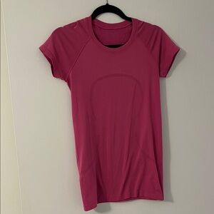 Lululemon Athletica dark pink swiftly tech short sleeve